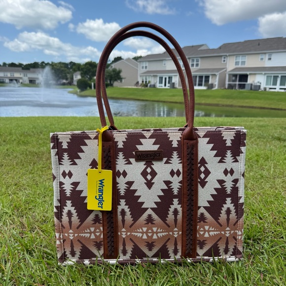 Wrangler Brown and Cream Patterned western canvas Women's Bag - Picture 1 of 3